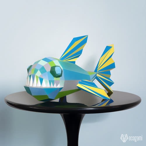 Funny fish sculpture papercraft