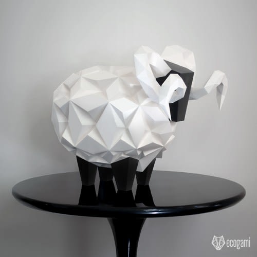 Sheep sculpture papercraft